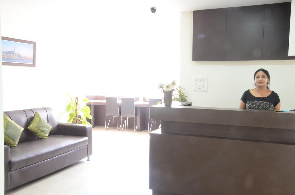 Oyo 4290 Silicon Suits Bangalore Ngoại thất bức ảnh