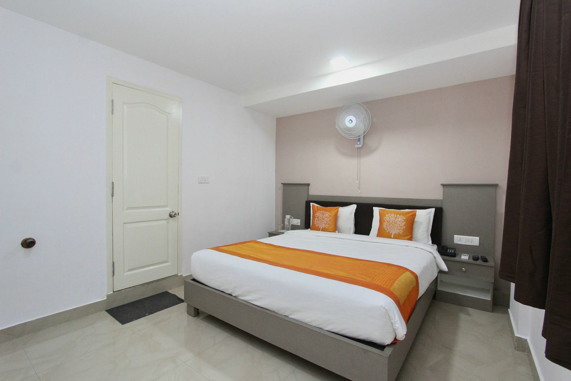 Oyo 4290 Silicon Suits Bangalore Ngoại thất bức ảnh